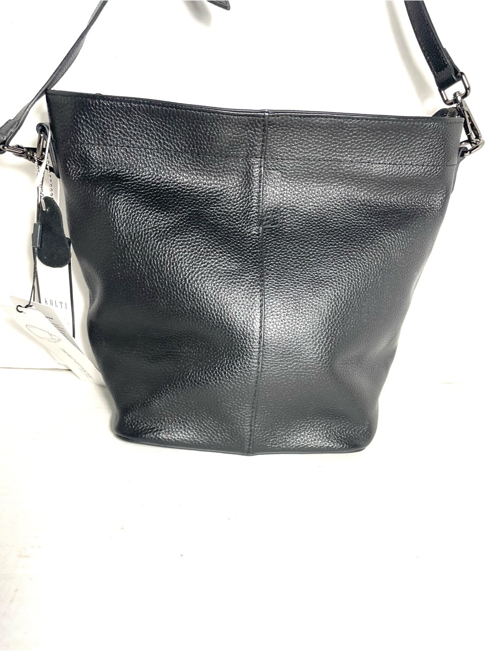 Iswee Genuine Leather Black Crossbody Bucket Bag NWT w/ Adjustable & Short Strap